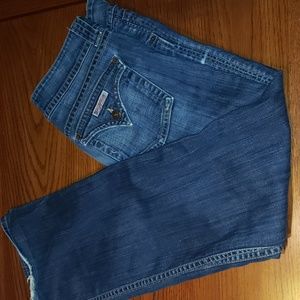 HUDSON Beth Mid-Rise Baby Bootcut Jean